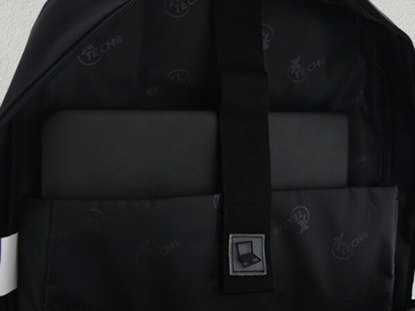 Mochila para laptop negro XTB-222 BRISTOL Xtech - Imagen 3