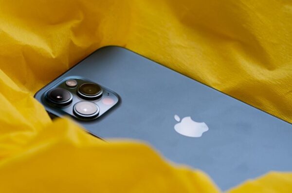 Apple iPhone 12 Pro Max Azul Pacifico.
