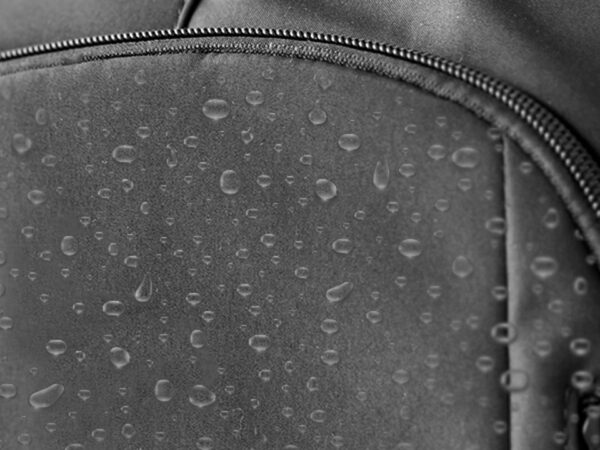 Mochila para laptop UrbanPro negro Xtech - Imagen 4