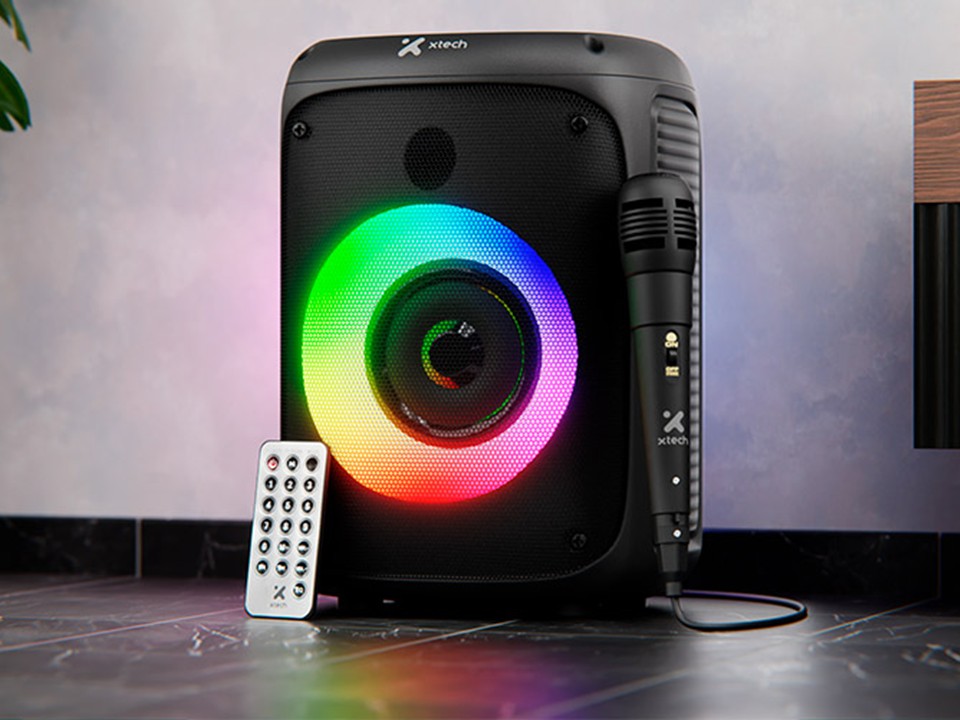 Parlante inalámbrico portátil con luces LED y micrófono SonicBloom Xtech - Imagen 4