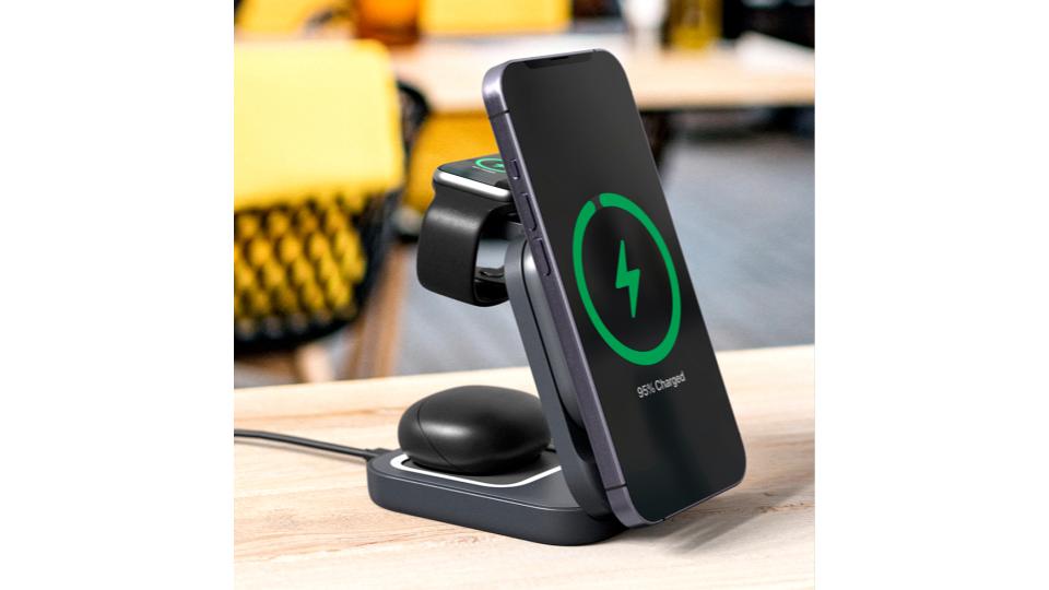 Cargador inalámbrico de tipo soporte (charging stand) de 150 Watt | PowerCar KDC-150 - Klip Xtreme - Imagen 7