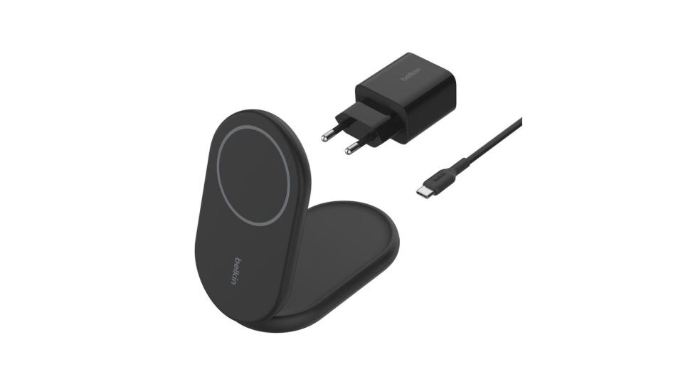 Estación de carga inalámbrica convertible Belkin con adaptador de pared - BoostCharge Pro Qi2 15W