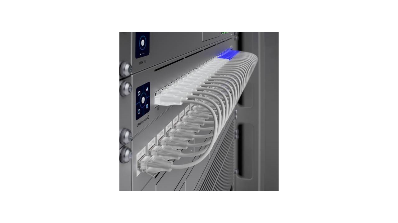 Switch Gestionable Capa 3 Ubiquiti UniFi USW-Pro-Max-16 - Imagen 2