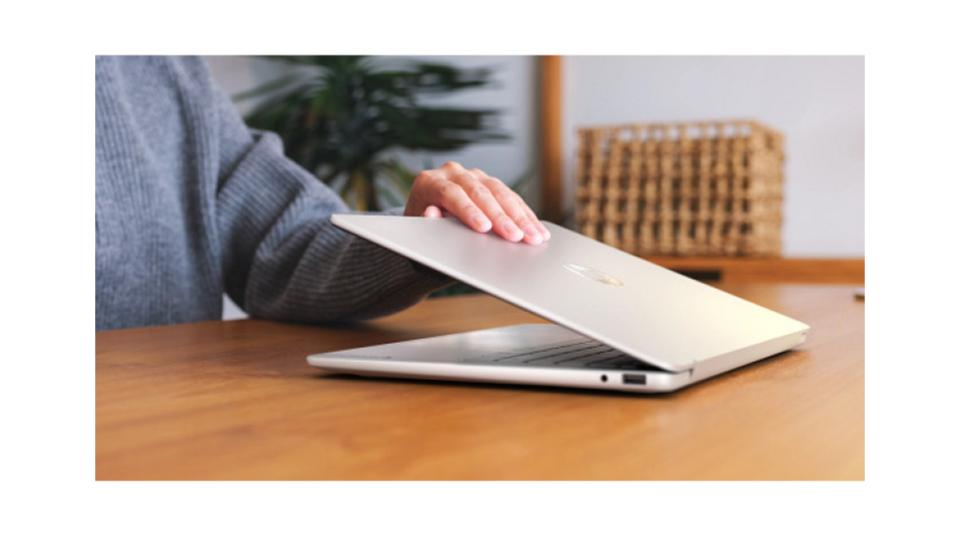 Laptop HP OmniBook Silver de 14" (Ryzen 3 30 / 8GB RAM / 512GB SSD / Windows 11 Home) - HP OmniBook 14 Series - Imagen 5